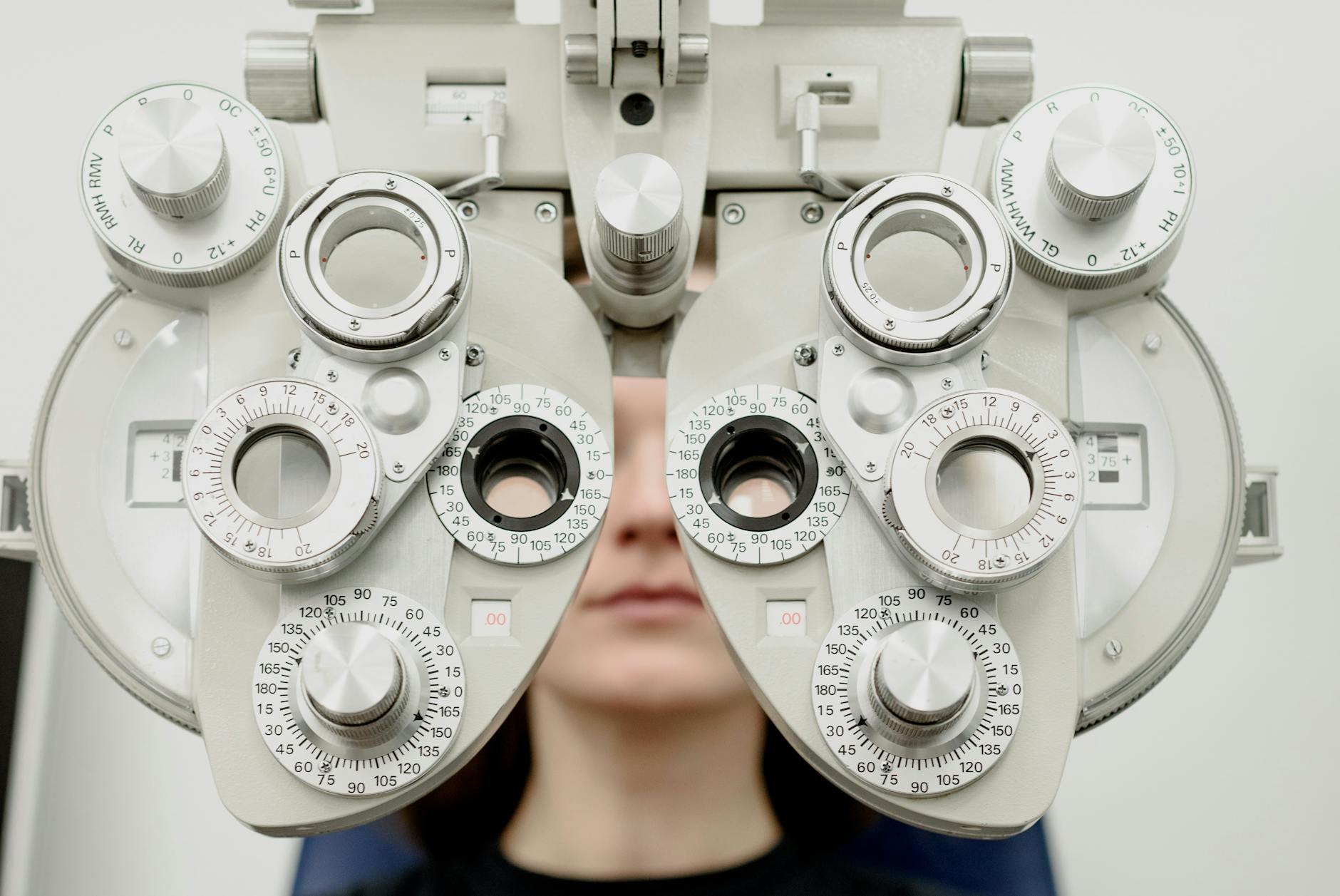 Innovative Dry Eye Treatment Solutions at Optics of Scottsdale