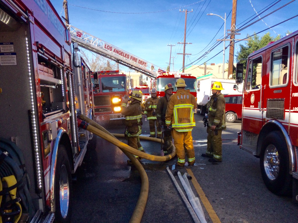 Firefighters battle massive apartment fire in west Phoenix - AZ Family
