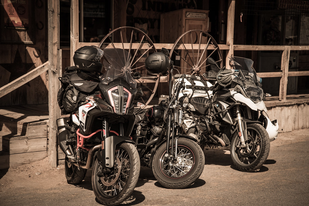 Motorcyclist dead, another driver seriously hurt after crash in north Phoenix - AZ Family