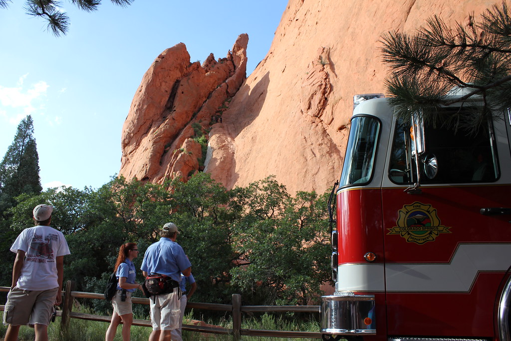 Rescue underway for dehydrated hiker stuck on mountain in Scottsdale - AZ Family