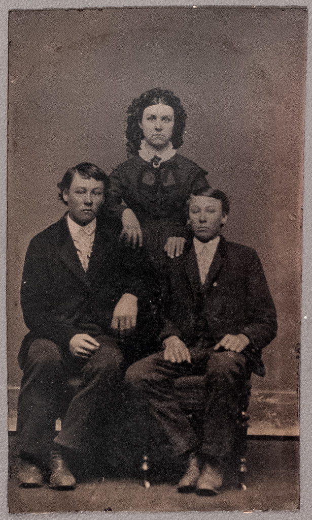 Three people hospitalized in Phoenix light rail crash - 12News