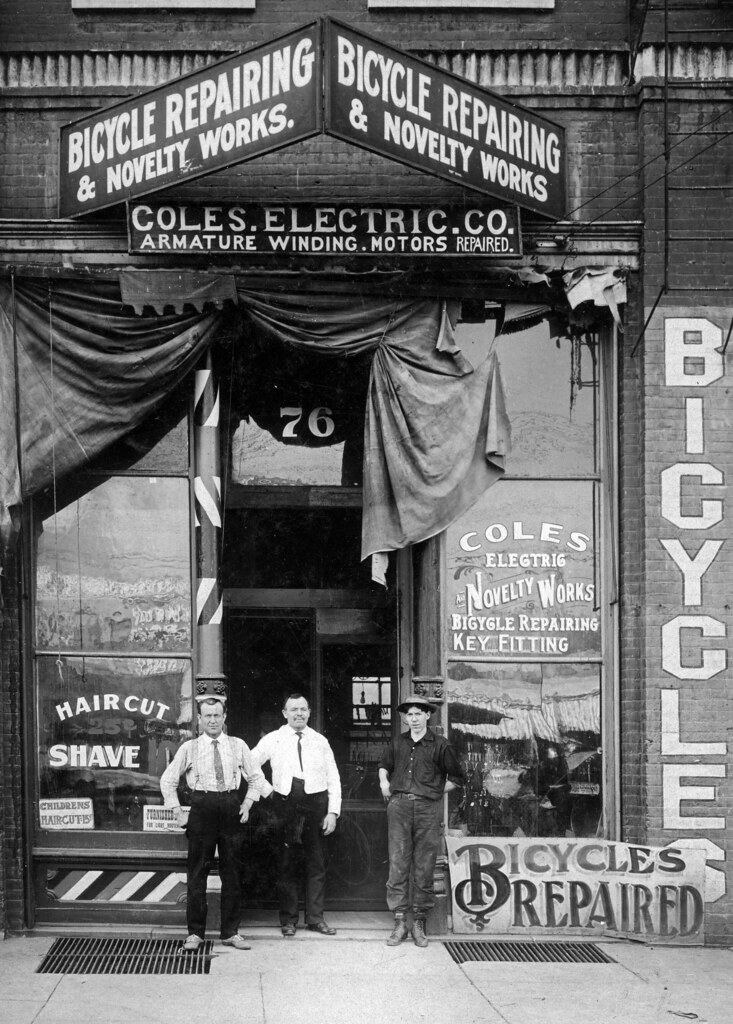 J. Cole was spotted 'mobbing around' Phoenix on an unexpected stop - The Arizona Republic