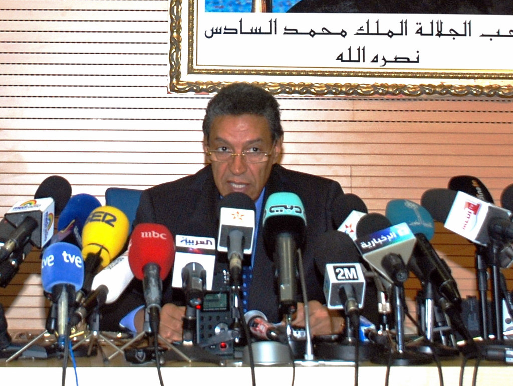 2 suspects arrested after shots fired at Phoenix Police helicopter - FOX 10 Phoenix