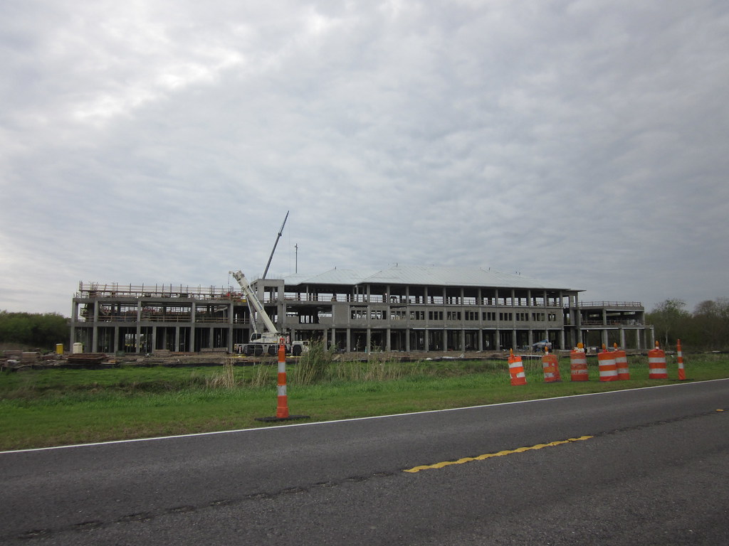 Phoenix school teacher dies during arrest attempt in teen sex abuse case - AZ Family