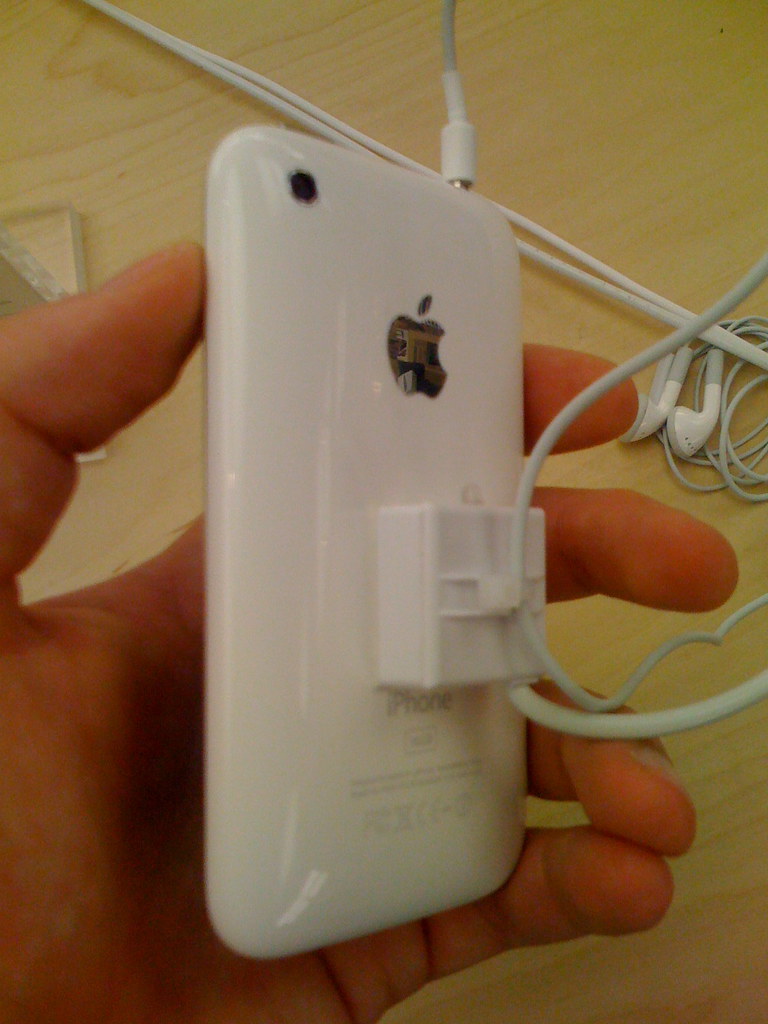 Apple hires former Google executive to lead AI marketing as it ramps up efforts to fix Siri - MacDailyNews