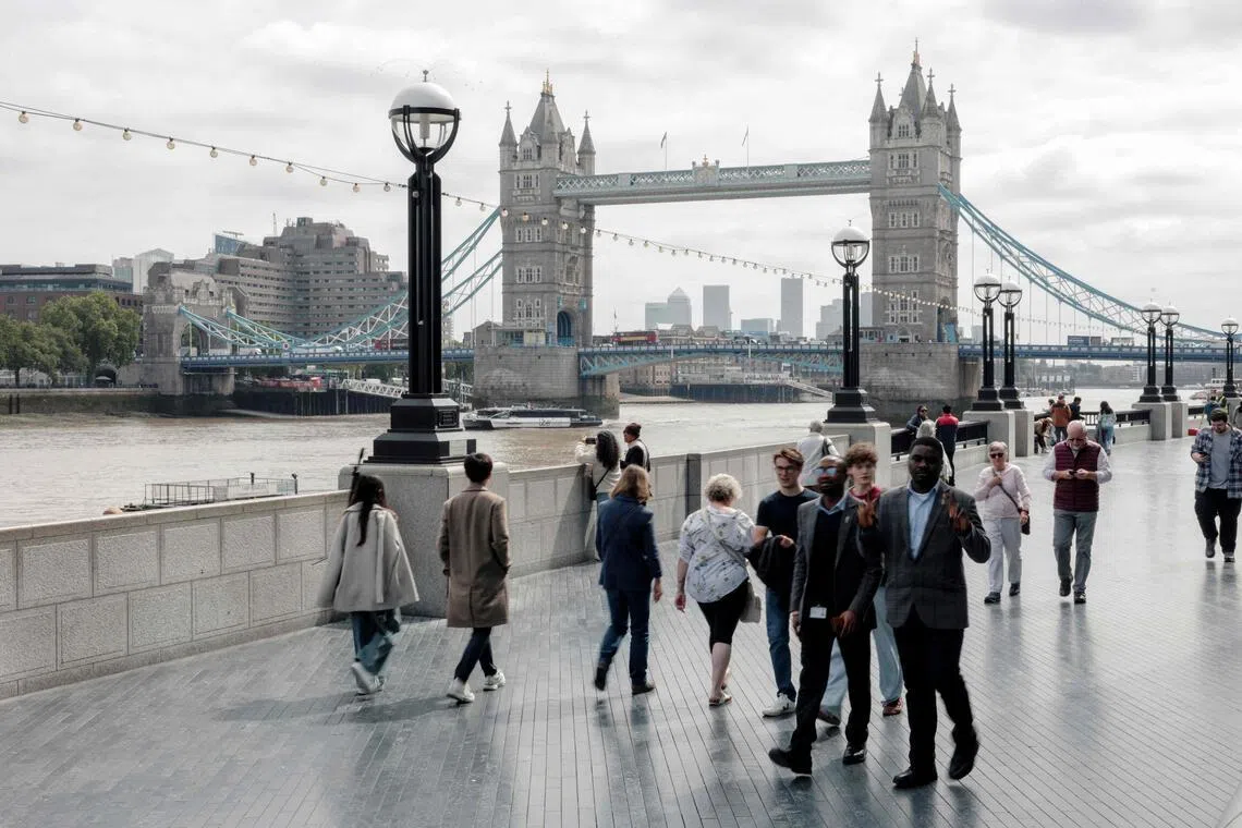 AI turns coders, lawyers and analysts into ghosts of London’s past