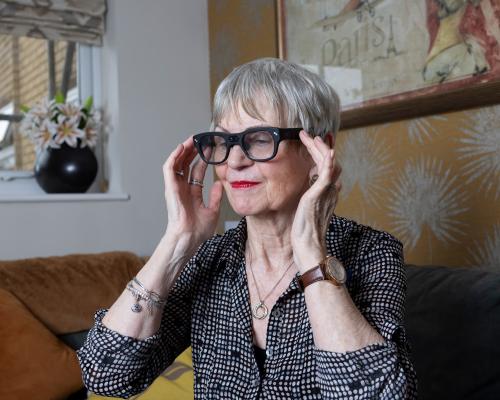 AI software for smart glasses wins £1m prize for technology to help people with dementia
