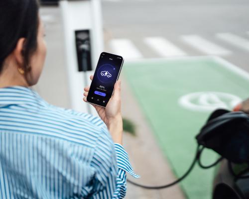 The AI assistant was offering me any help I needed. All I wanted was a living, breathing human | Adrian Chiles