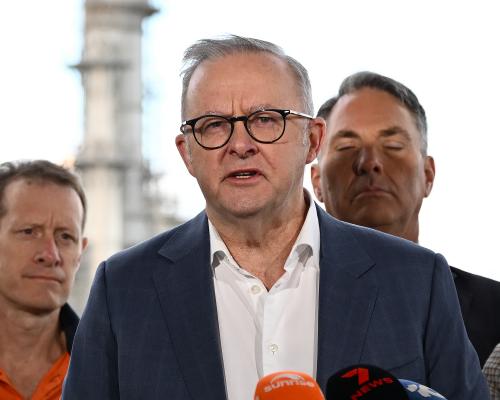 PM to join summit on reopening strait of Hormuz – as it happened