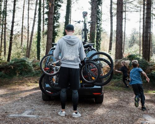 When should I buy a new family car? Here’s what an expert says …