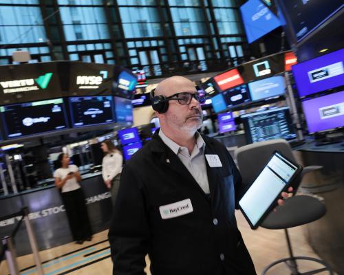 Wall Street hits six-month low as Trump ‘appears to lose his grip on markets’ – as it happened