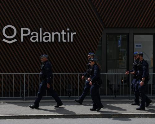 Thousands call on UK ministers to cut ties with US tech giant Palantir