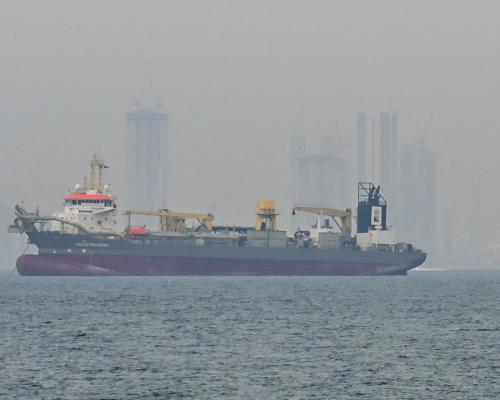 Global stock markets tumble as Trump bid to avert oil crisis in strait of Hormuz fails to reassure