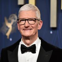 Apple's Tim Cook to step down as CEO in September