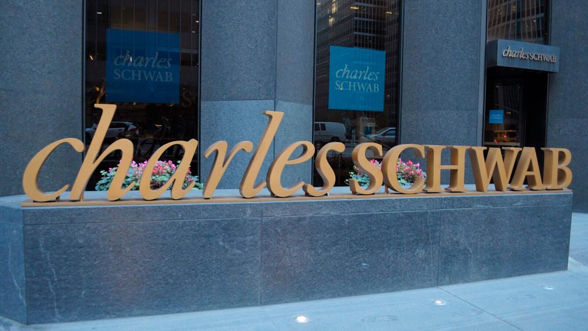 Charles Schwab Chases Gen Z Crowd into Crypto