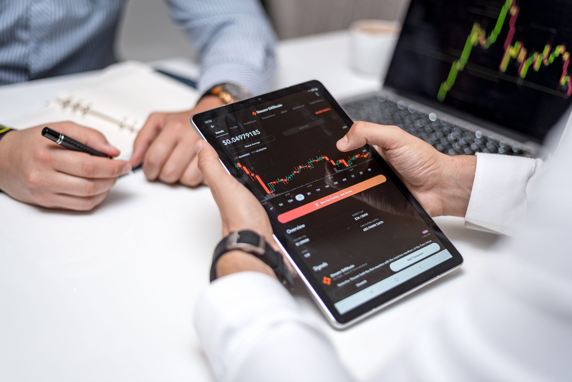 AI Marketing, SOC, HELOC Fulfillment Tools; Rocket Makes VantageScore Move, But Serious Investor Questions Remain - Mortgage News Daily
