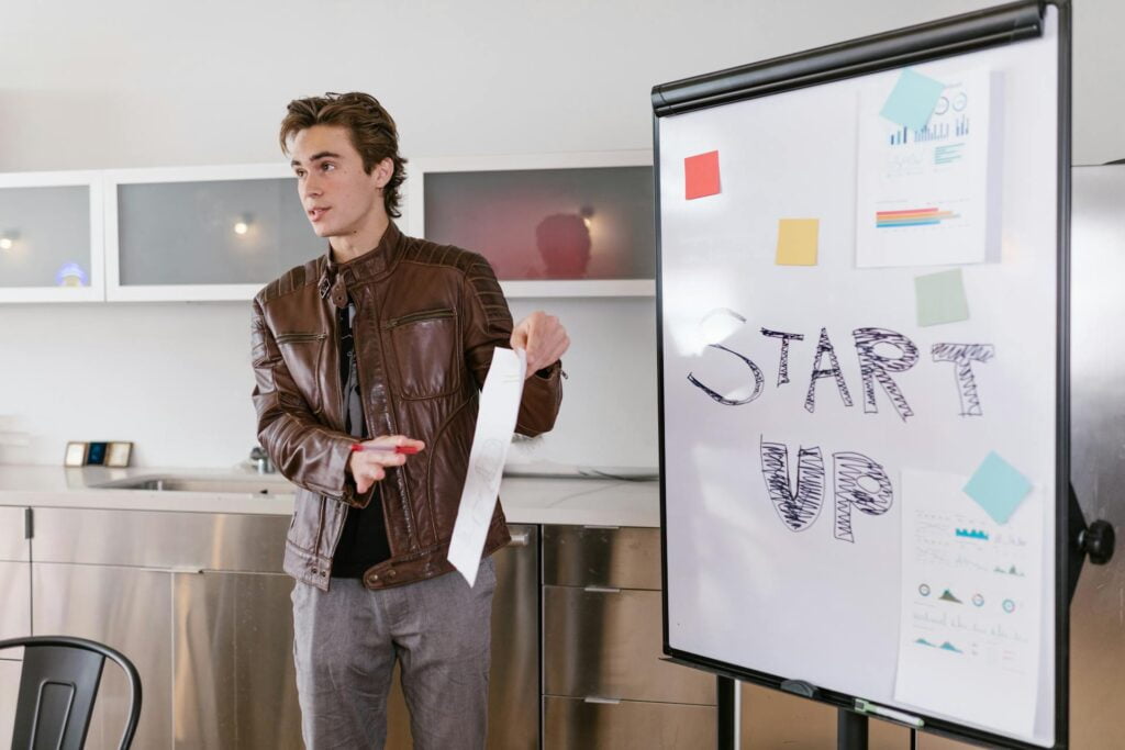 Stay Ahead in Digital Marketing: Mastering Competitor Analysis