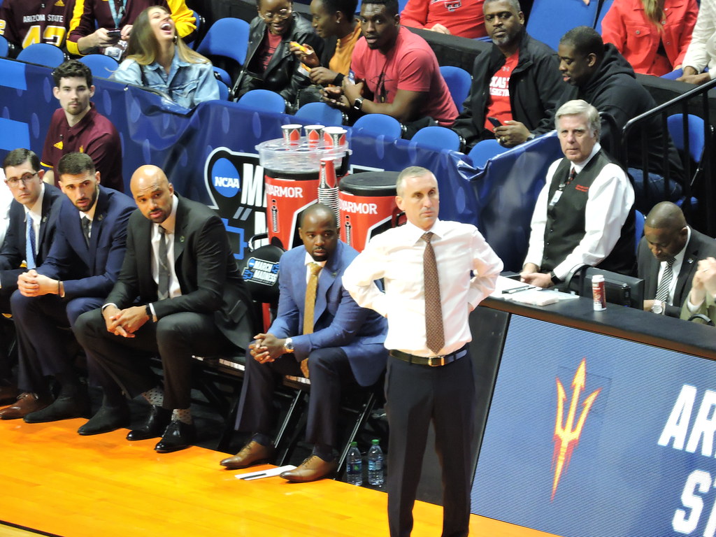 Arizona, Head Men’s Basketball Coach Tommy Lloyd Agree to Contract Extension Through 2031 Season - University of Arizona Athletics