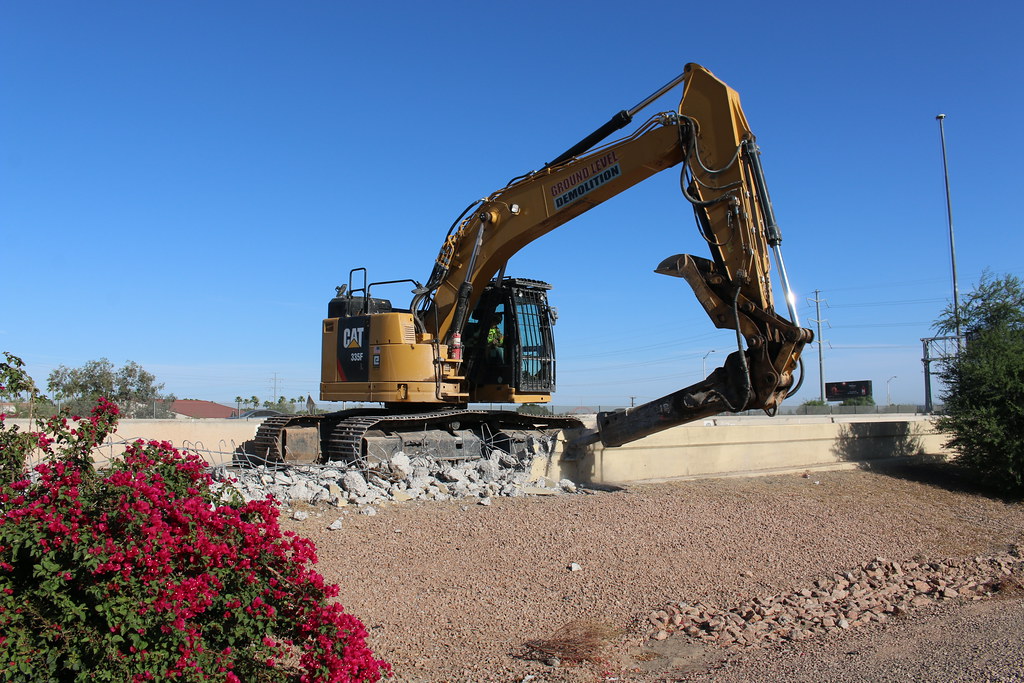 Phoenix to remove Cesar Chavez's name from city sites amid sexual assault allegations - 12News