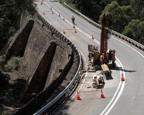 A key Blue Mountains road closure is blowing out travel times – and causing ‘red hot anger’ among locals