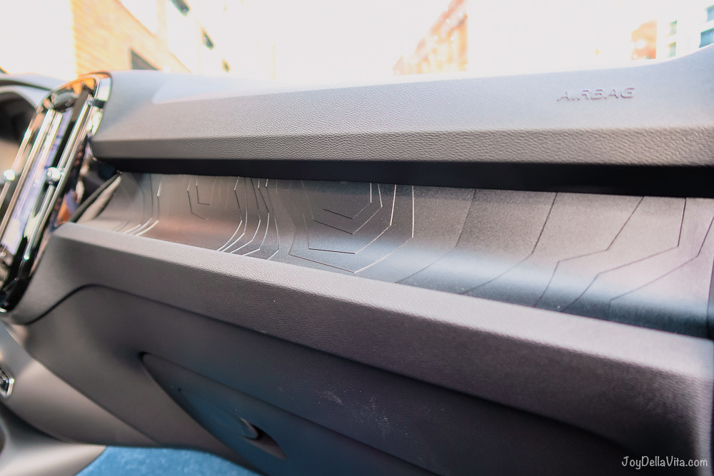 (+) Designing the Volvo EX60: Exterior and interior design walkthrough - Car Design News