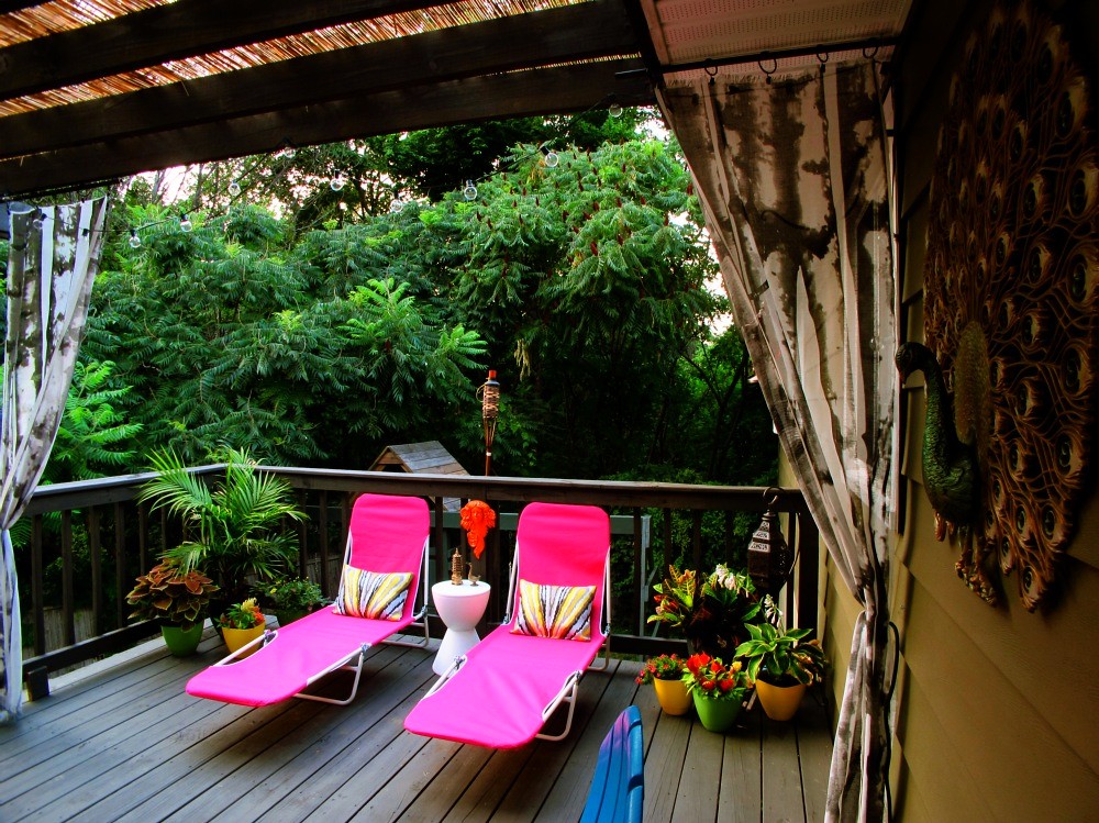 Are Daybeds Replacing Sofas? Designers Reveal When to Swap – and When Your Sofa Wins - Homes and Gardens