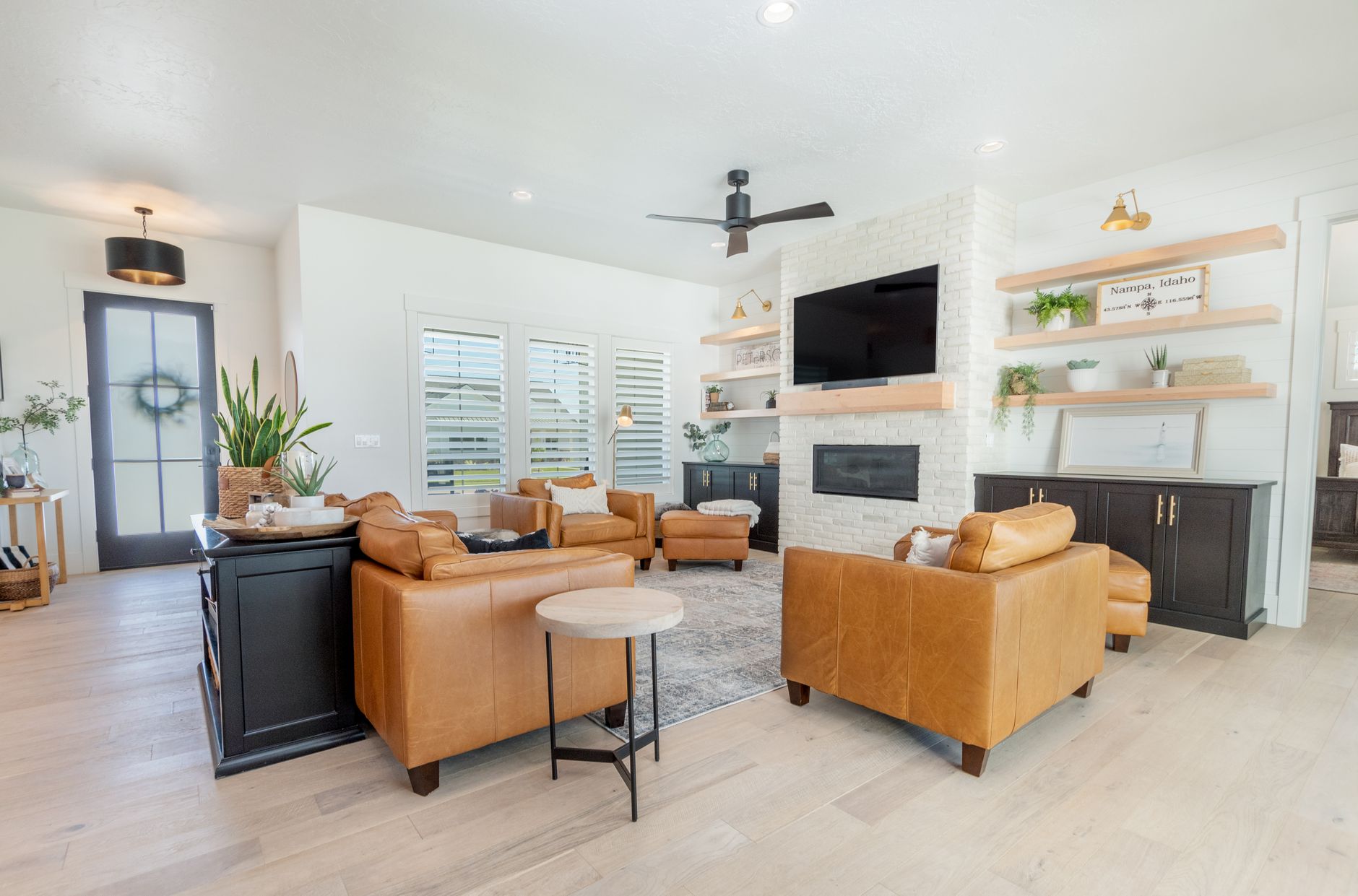 Exploring Life & Business with Mary Kate Edwards of MEM Interior Design - Nashville Voyager