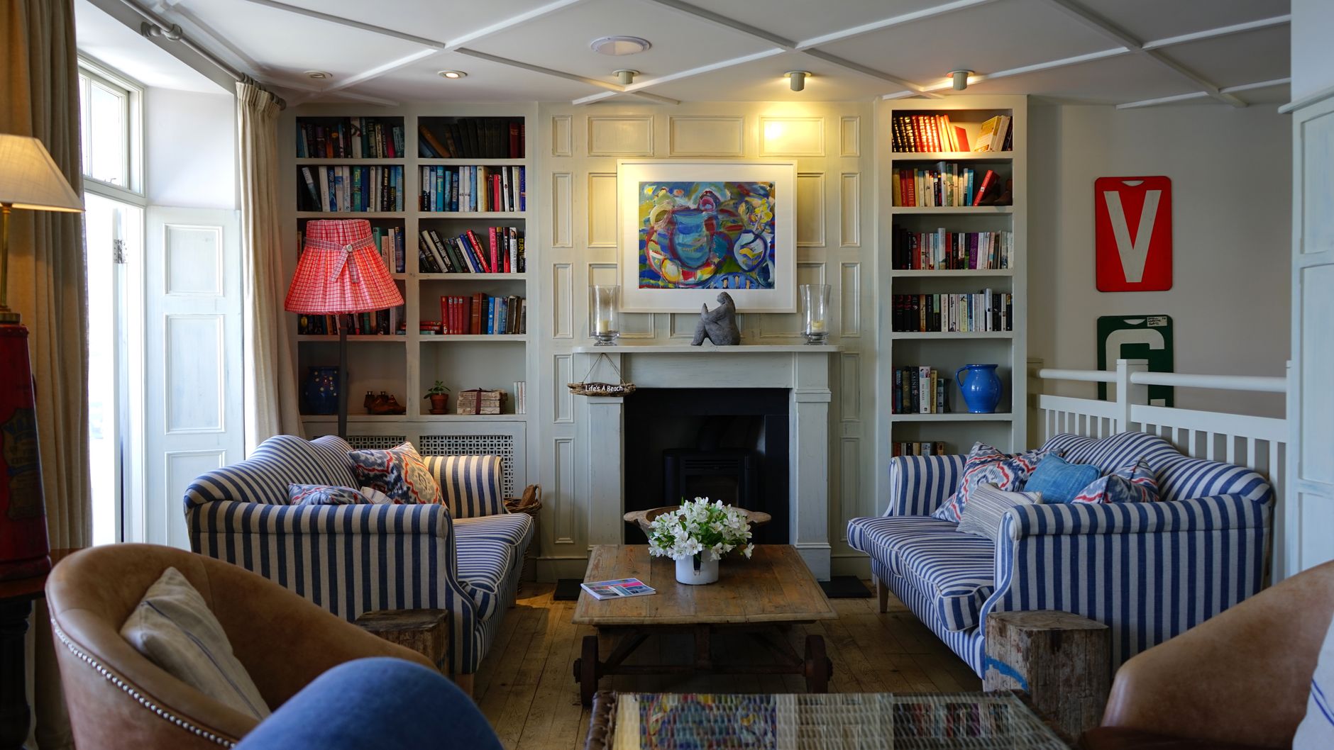Home decor on a budget: Local thrifter shares her tips for amazing finds - KGET.com