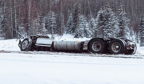 3 injured in a crash in north Phoenix - 12News