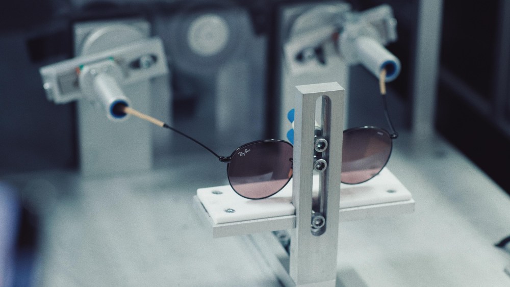 EssilorLuxottica Acquires Faro, Italian Maker of Milling and Diamond Cutting Machinery