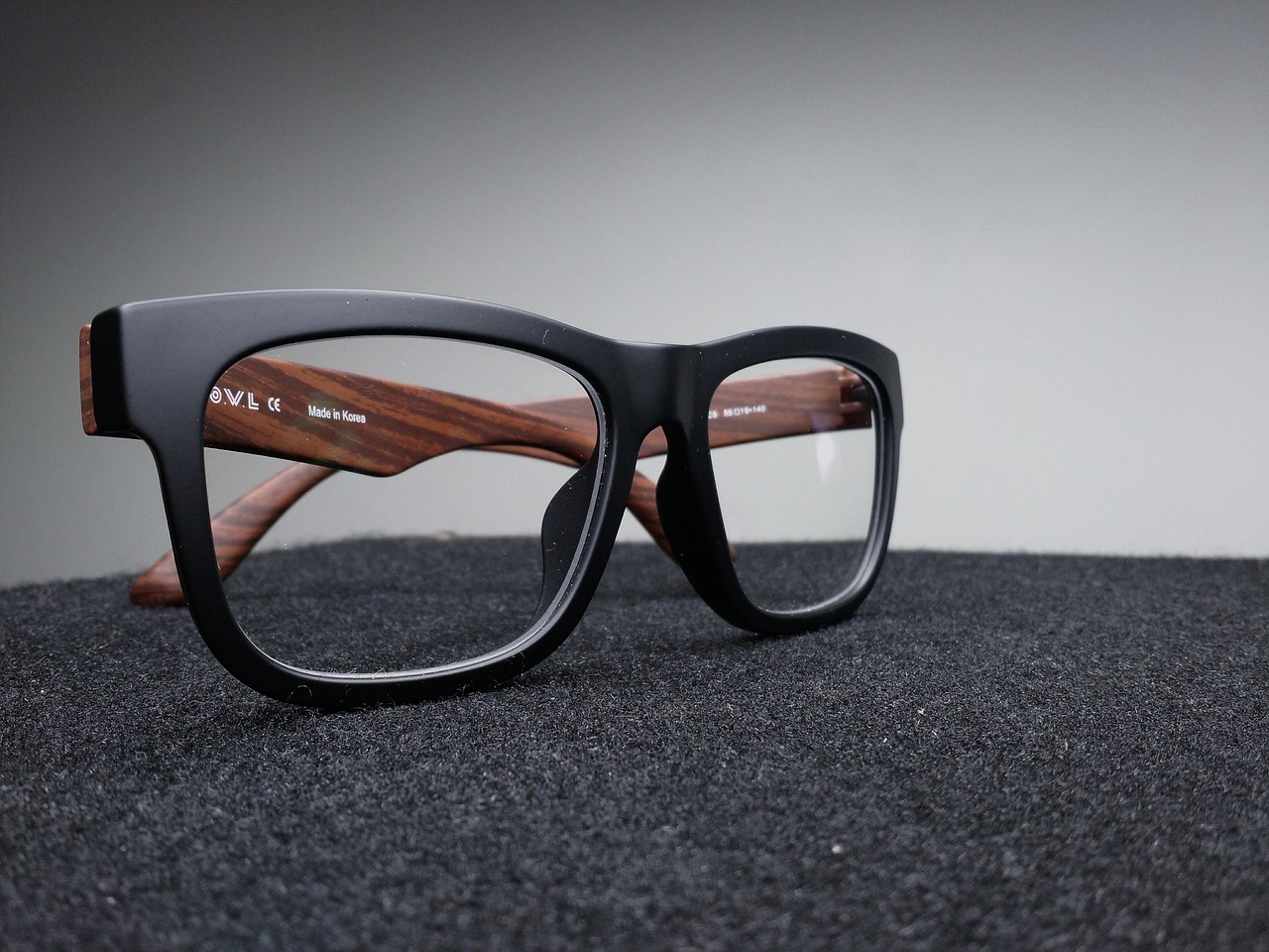 The Truth About Blue Light Glasses and Their Possible Sleep Benefits