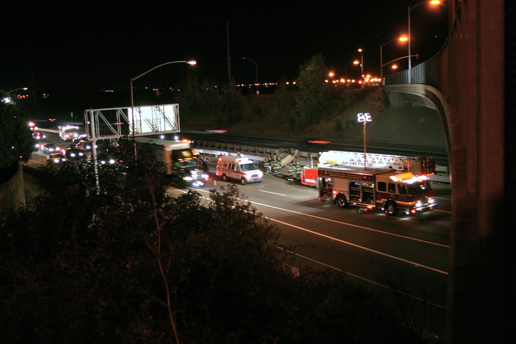 Rollover crash temporarily blocks major freeway interchange in north Phoenix - AZ Family