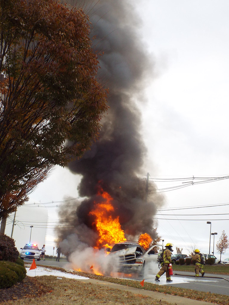 Firefighters extinguish massive fire at strip mall in south Phoenix - AZ Family