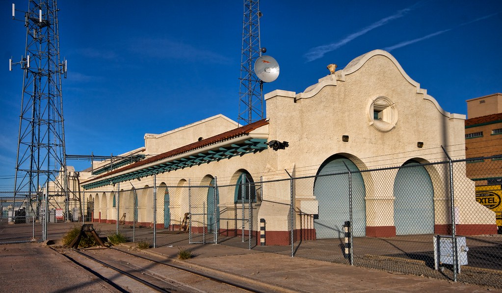 Phoenix Union decides to rename Cesar Chavez High School - AZ Family