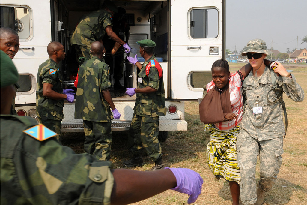 1 hospitalized after crash in north Scottsdale - AZ Family