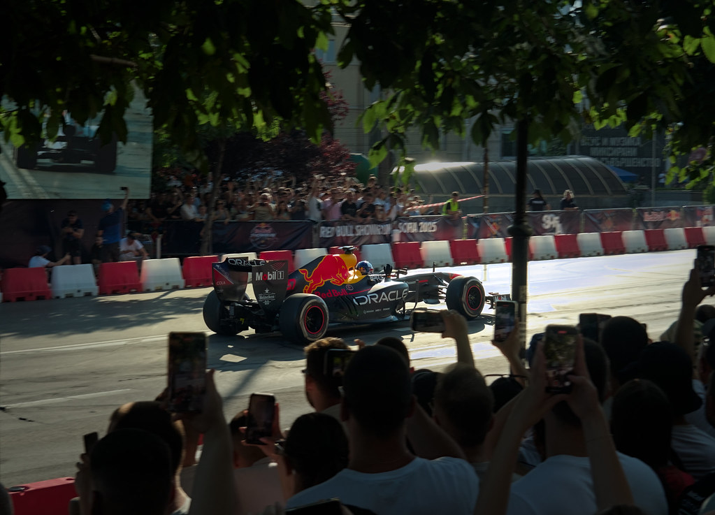 Red Bull Showrun turns downtown Phoenix into high-octane spectacle - 12News