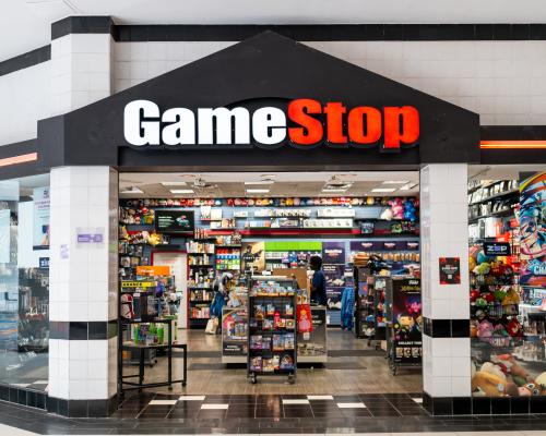 GameStop CEO opens eBay storefront to pay for potential eBay acquisition