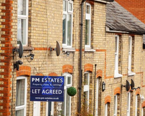 Solicitors report late flood of no-fault evictions before ban in England