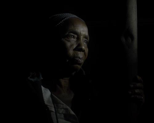 The Nights Still Smell of Gunpowder review – excavating the memories of civil war in Mozambique
